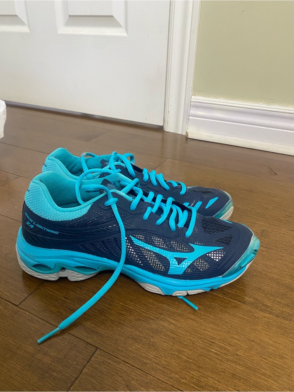 Mizuno Women's Athletic Running Shoes - Navy & Teal